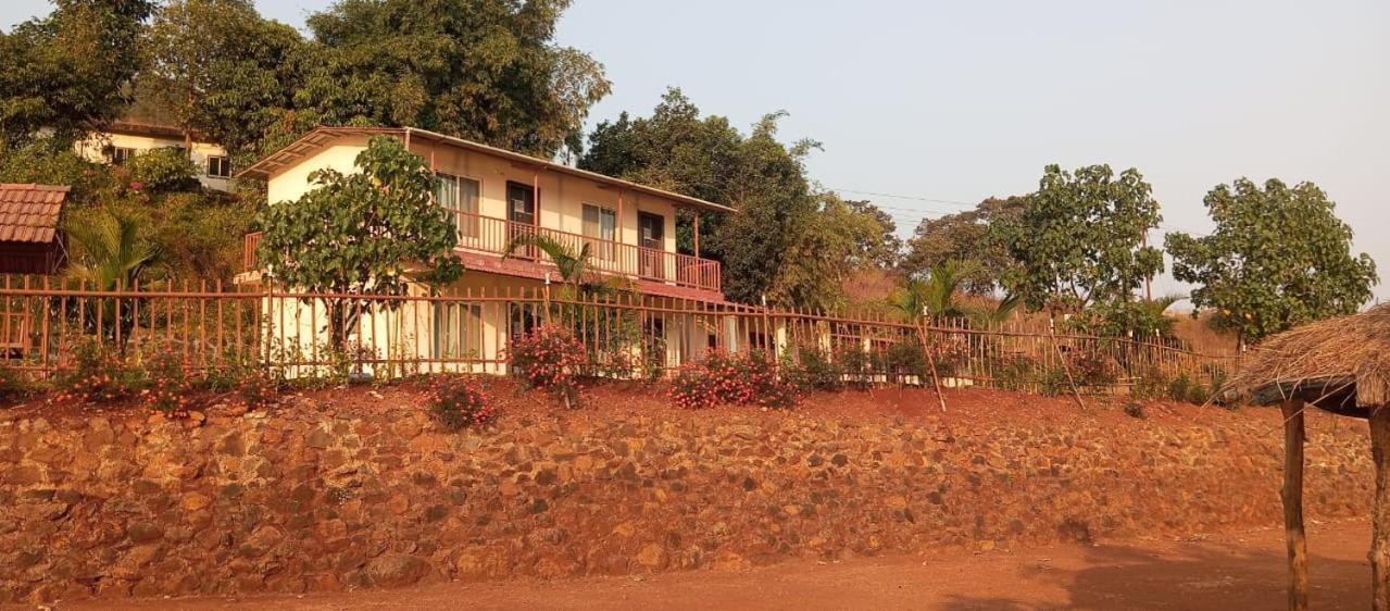 Blue Mountain Resort And Camping Lavasa Exterior foto